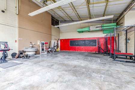 Discover a versatile commercial property with endless potential! - image 28