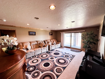 Luxury Riverfront Home on Missouri River | Fort Peck, Montana - image 39