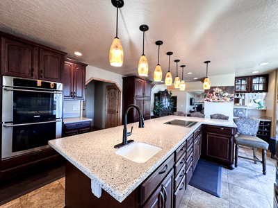 Luxury Riverfront Home on Missouri River | Fort Peck, Montana - image 37