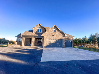 Luxury Riverfront Home on Missouri River | Fort Peck, Montana - image 16