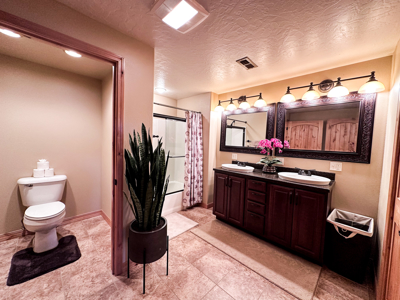 Luxury Riverfront Home on Missouri River | Fort Peck, Montana - image 42