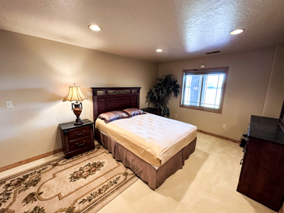 Luxury Riverfront Home on Missouri River | Fort Peck, Montana - image 41