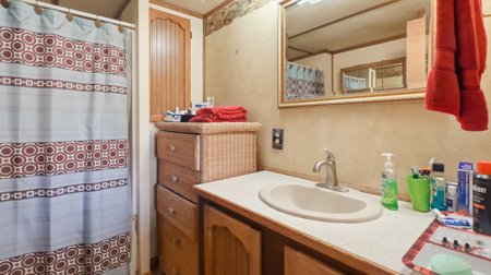 Home on Bull Shoals Lake in Protem, MO with Boat Dock Slip - image 11