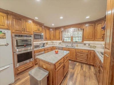 Home on 41 Acres , Country Living - Close to town - image 16