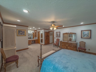 Home on 41 Acres , Country Living - Close to town - image 26