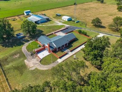 Home on 41 Acres , Country Living - Close to town - image 1