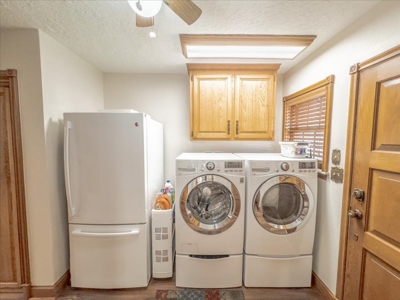 Home on 41 Acres , Country Living - Close to town - image 14