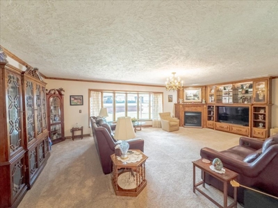 Home on 41 Acres , Country Living - Close to town - image 37