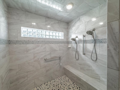 Home on 41 Acres , Country Living - Close to town - image 28