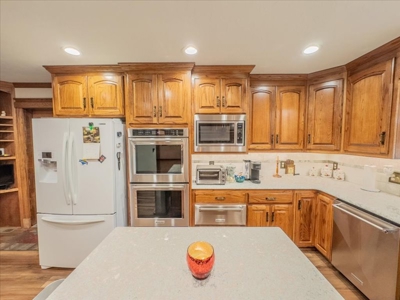 Home on 41 Acres , Country Living - Close to town - image 17