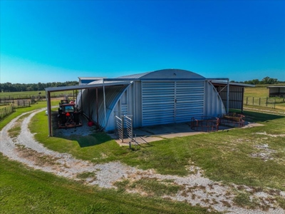 Home on 41 Acres , Country Living - Close to town - image 11