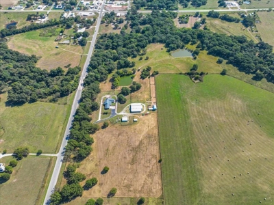 Home on 41 Acres , Country Living - Close to town - image 46