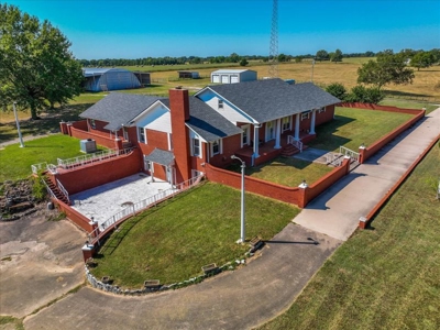 Home on 41 Acres , Country Living - Close to town - image 9