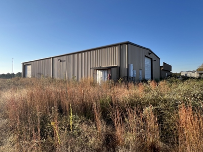 7 Commercial Acres and 3 Buildings For Sale, Hwy 65, Damascus, AR - image 11