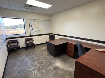 7 Commercial Acres and 3 Buildings For Sale, Hwy 65, Damascus, AR - image 25