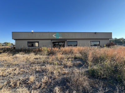 7 Commercial Acres and 3 Buildings For Sale, Hwy 65, Damascus, AR - image 4