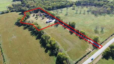 Country Home in Benton County Arkansas - image 2