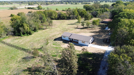 Country Home in Benton County Arkansas - image 5