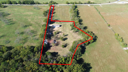 Country Home in Benton County Arkansas - image 3