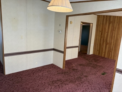 Room to Roam! Home + Shops on 1.55 Acres - image 6