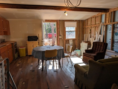 Charming Cabin w/ Garage on 3 Private Lots - Canada Creek Ranch - image 9