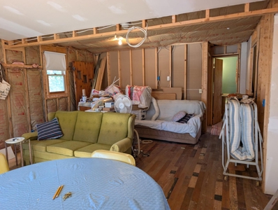 Charming Cabin w/ Garage on 3 Private Lots - Canada Creek Ranch - image 8