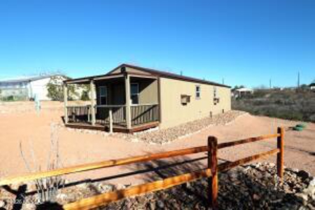 Beautiful new 2 bedroom site built home in Tombstone, Arizona. - image 2