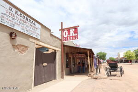 Beautiful new 2 bedroom site built home in Tombstone, Arizona. - image 27