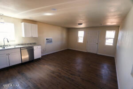 Beautiful new 2 bedroom site built home in Tombstone, Arizona. - image 18