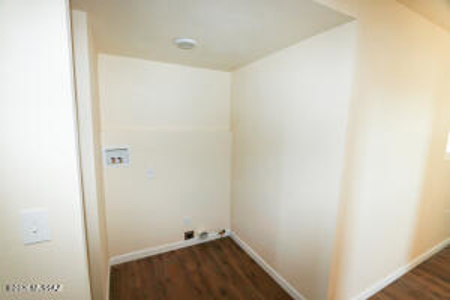 Beautiful new 2 bedroom site built home in Tombstone, Arizona. - image 19