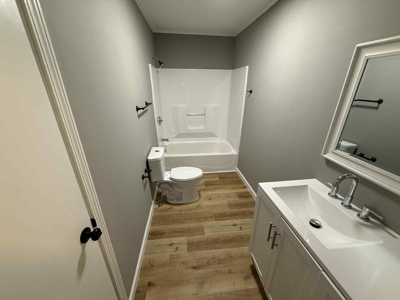 Recent Remodeled Home in Albany, Kentucky - image 17