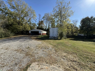 Recent Remodeled Home in Albany, Kentucky - image 6