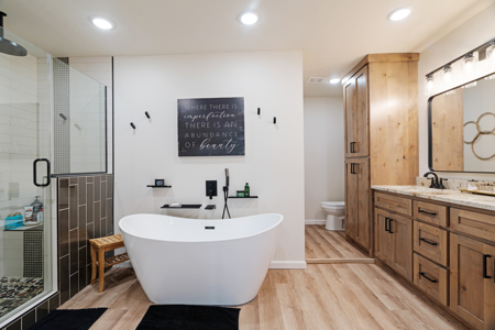 Updated Luxury Home for Sale in Town – Lamar County, Paris, TX - image 20