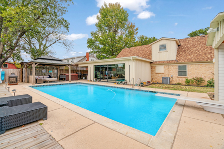 Updated Luxury Home for Sale in Town – Lamar County, Paris, TX - image 31