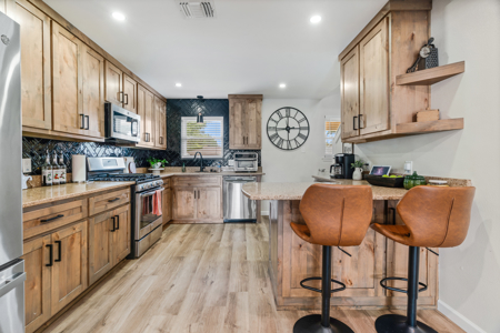 Updated Luxury Home for Sale in Town – Lamar County, Paris, TX - image 15