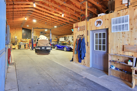 Log Style Home with Hay Ground, Pond, Equine Facilities For Sale - image 28