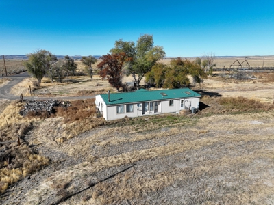 Eastern Oregon Airport Acres Outside of Burns - image 36
