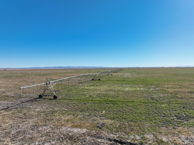 Eastern Oregon Airport Acres Outside of Burns - image 1