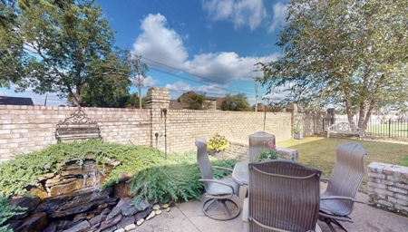 Luxury Gated Home in NW Jackson TN – Chef’s Kitchen, EV Charger - image 6