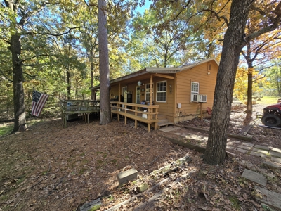Country Home at the Base of "The Worlds Tallest Hill" - image 2
