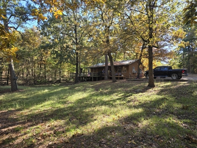 Country Home at the Base of "The Worlds Tallest Hill" - image 5