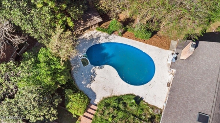 Executive Brick Home with Pool and Lake in McComb MS - image 40