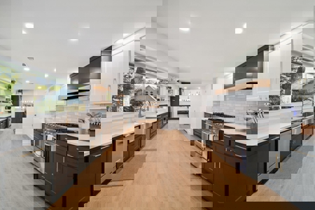 Pryor, OK Lakefront Home For Sale - image 8