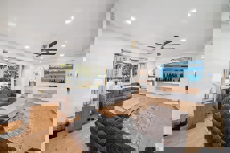 Pryor, OK Lakefront Home For Sale - image 3