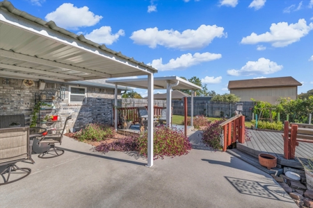 Spacious 3-Bedroom Home on 1 Acre in Waco – Move-In Ready! - image 28