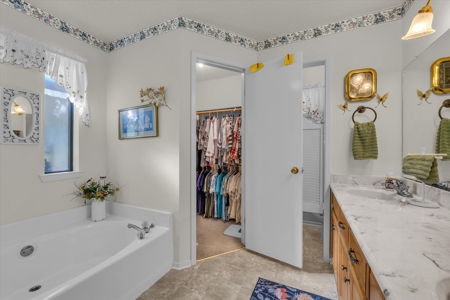 Spacious 3-Bedroom Home on 1 Acre in Waco – Move-In Ready! - image 27