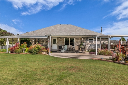 Spacious 3-Bedroom Home on 1 Acre in Waco – Move-In Ready! - image 33