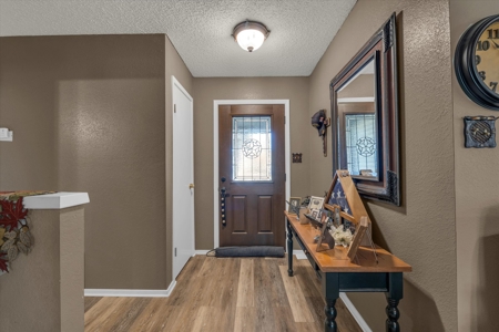 Spacious 3-Bedroom Home on 1 Acre in Waco – Move-In Ready! - image 5