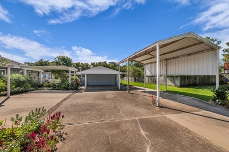Spacious 3-Bedroom Home on 1 Acre in Waco – Move-In Ready! - image 30