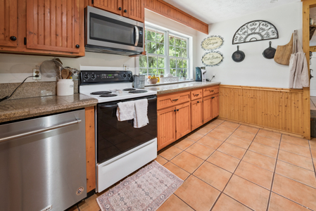 3 Bedroom Home on 35 Acres for Sale in Sanderson, Florida - image 25